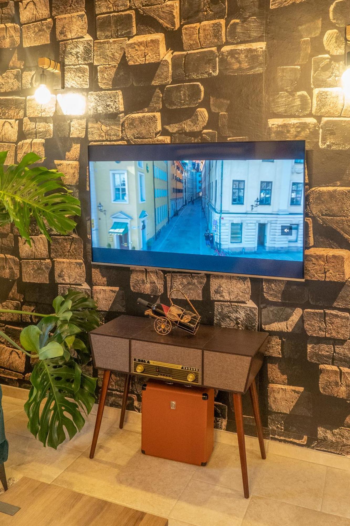 נאום Villa Ilir מראה חיצוני תמונה